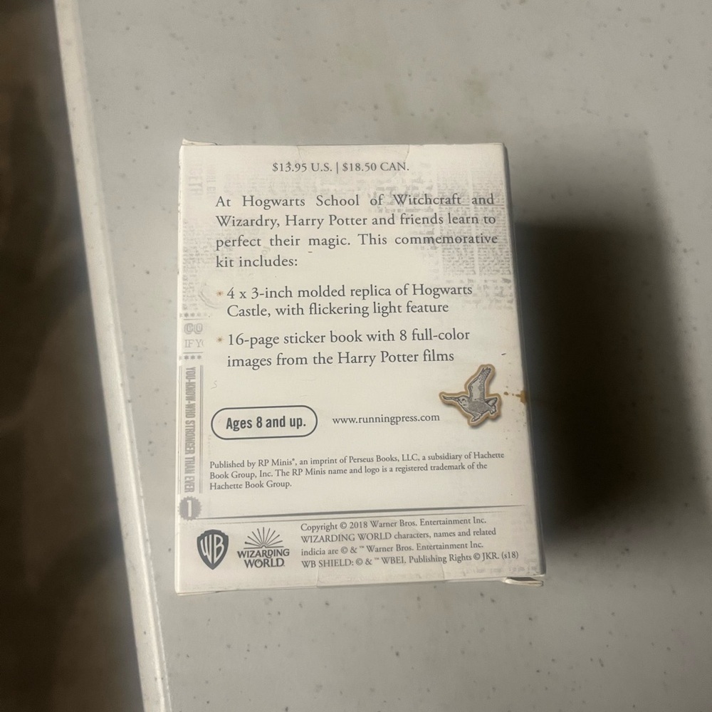 Harry Potter Hogwarts Castle Kit - Picture 2 of 5